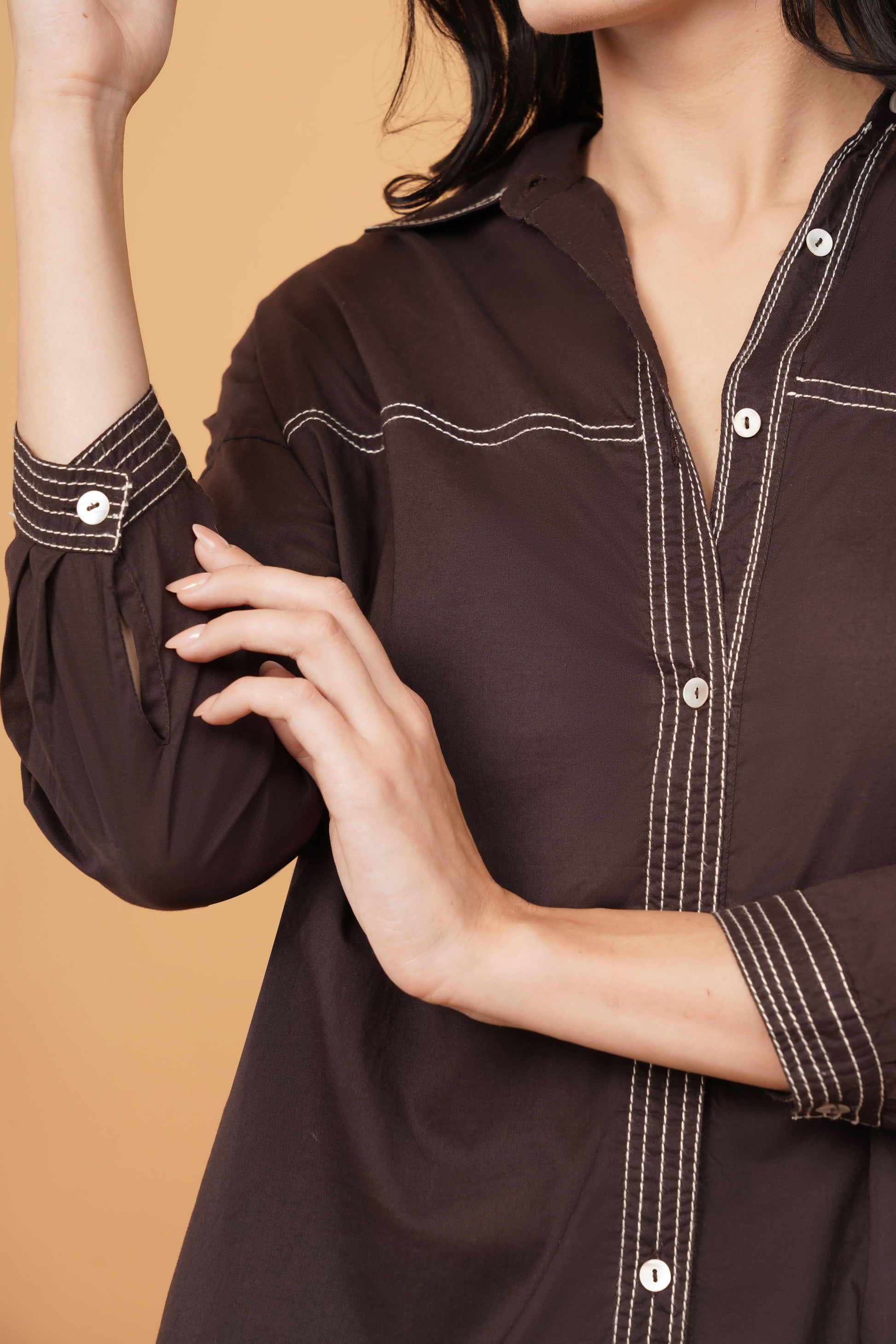 Woman Shirt - Rohgle