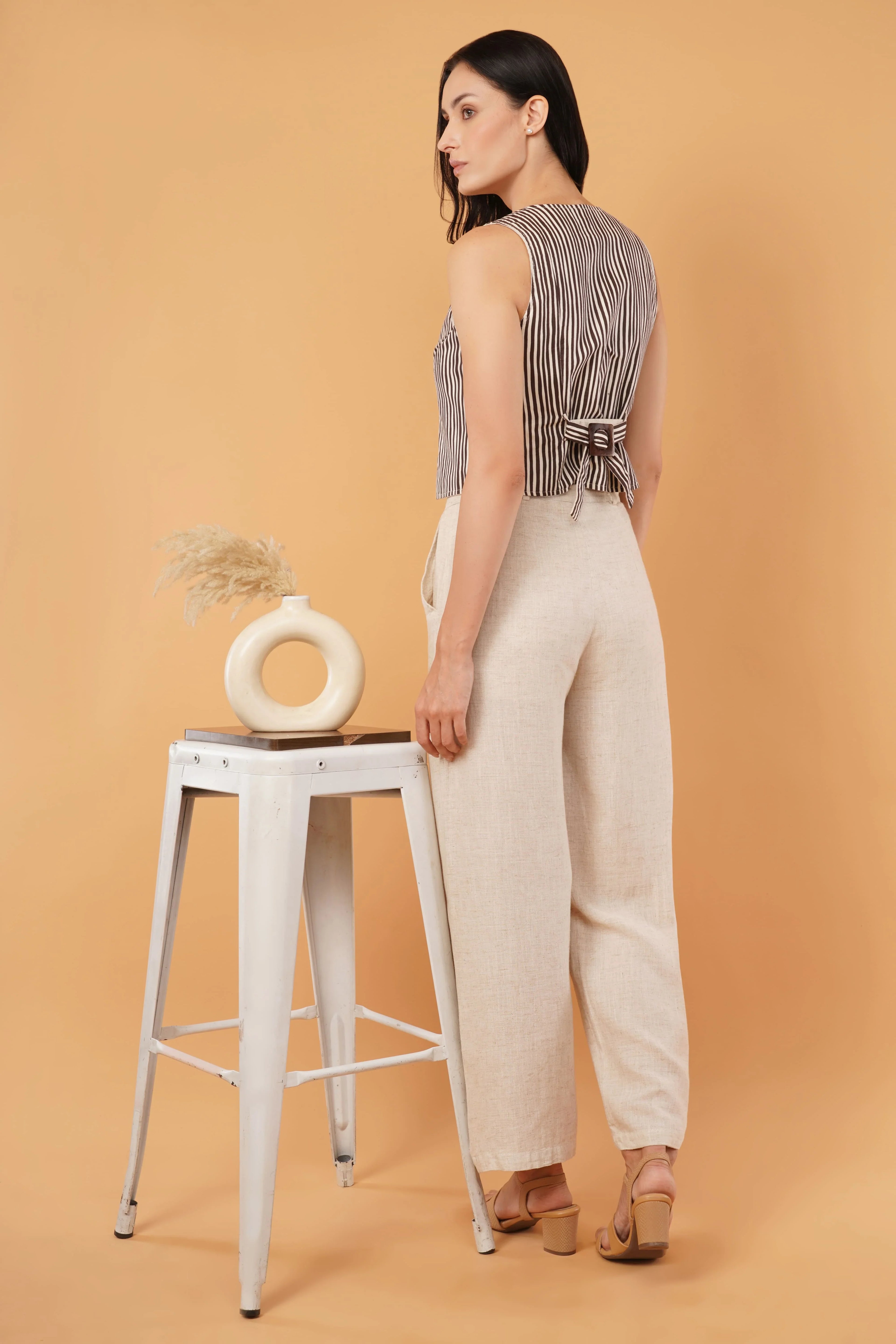 Cross your Line- n Vest - Rohgle